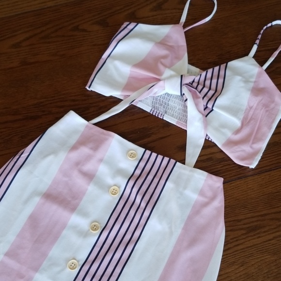 Sz S  pink stripe skirt set - Picture 3 of 6